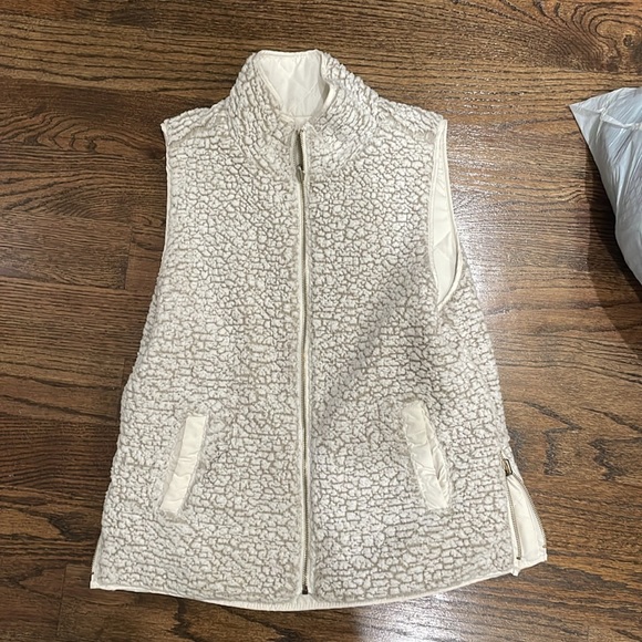 vest - Picture 2 of 2